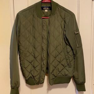 Green lightweight bomber jacket